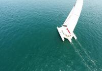 trimaran luftfoto sejler